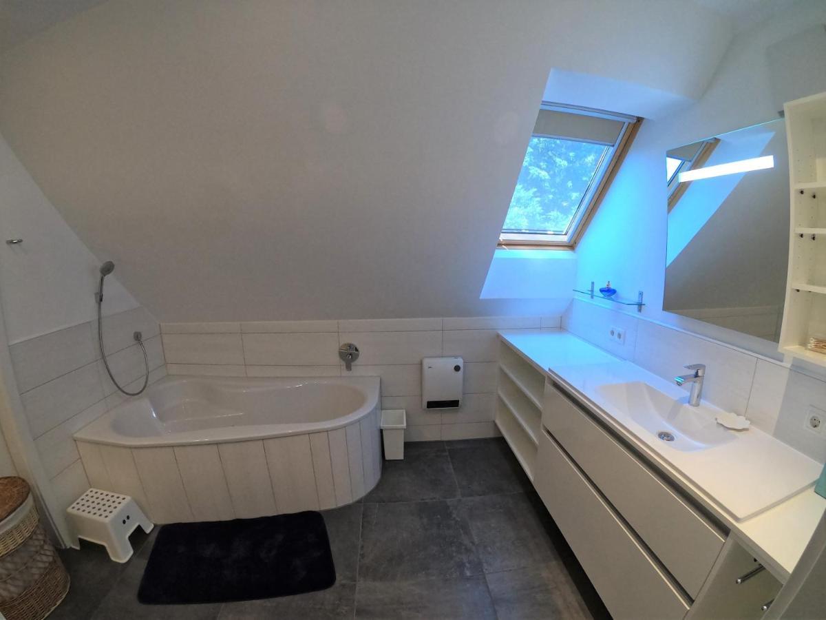 Ferienwohnung Pauli Mörbisch am See Eksteriør billede